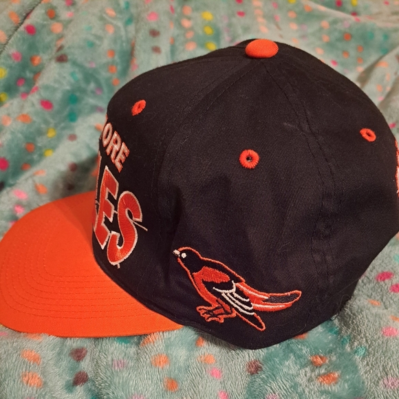 Vintage Baltimore Orioles snapback hat. Excellent Condition. Unique design - Picture 2 of 5